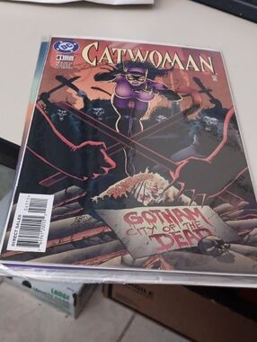 DC Catwoman Comic — Purple & Black Costume with Red Accents